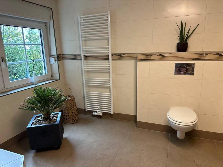 Palais -Mehrgehtnicht-Maisonette Grossweitzschen المظهر الخارجي الصورة